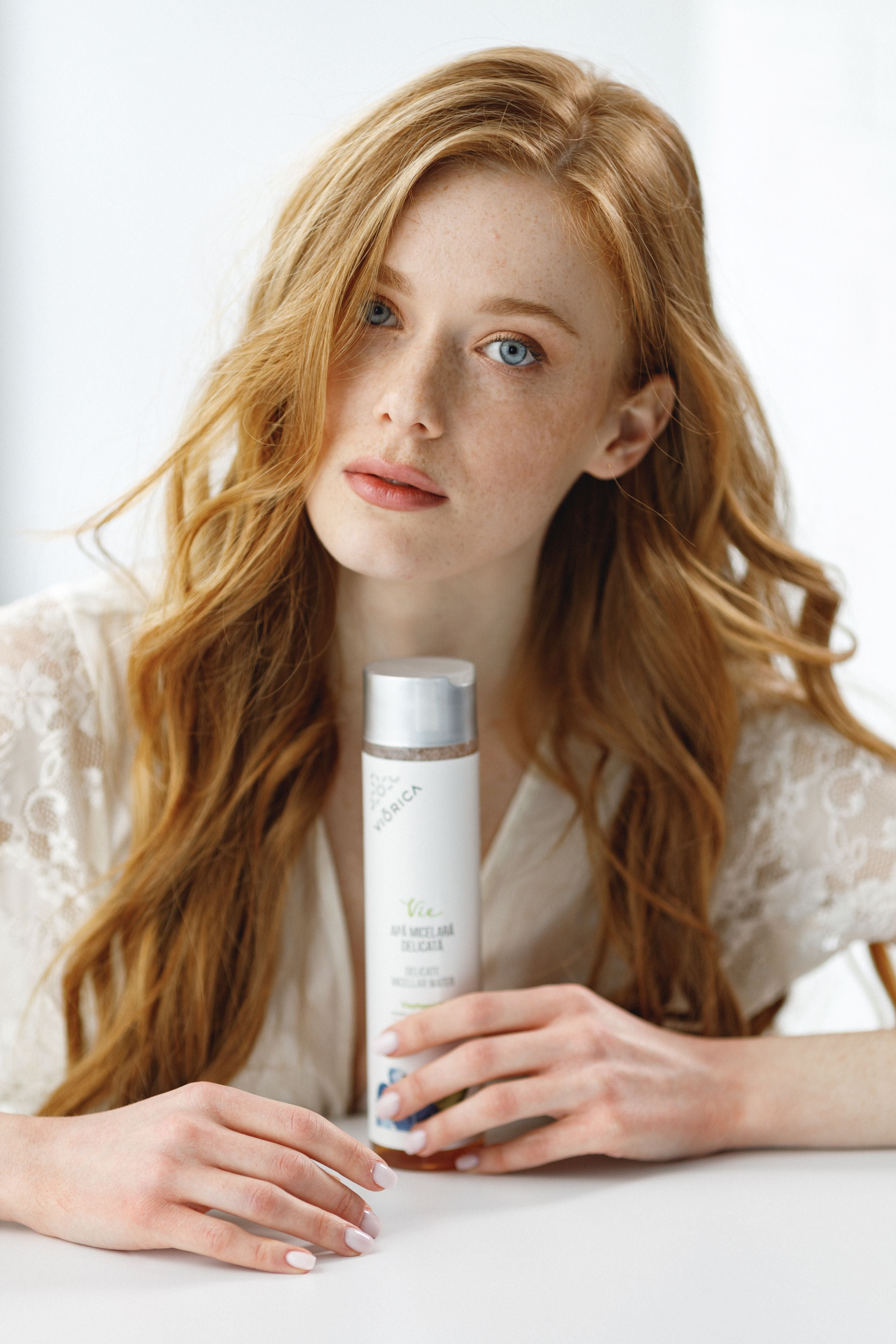 DELICATE MICELLAR WATER 300 ml / 10,14 fl. oz